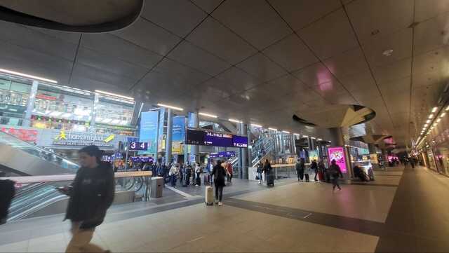 The busy concourse inside Berlin Hauptbahnhof